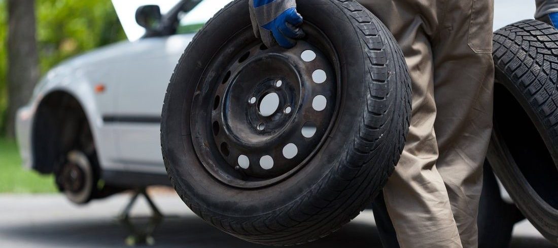 Flat tyre assistance Dubai mobile service