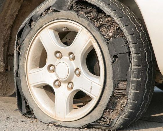 Tyre bursts while driving and roadside assistance