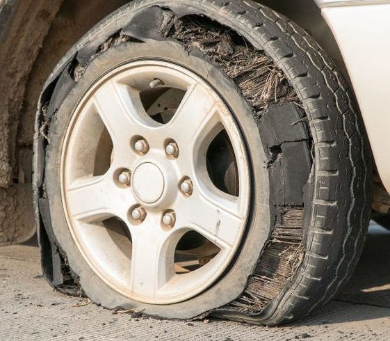 Tyre bursts while driving and roadside assistance