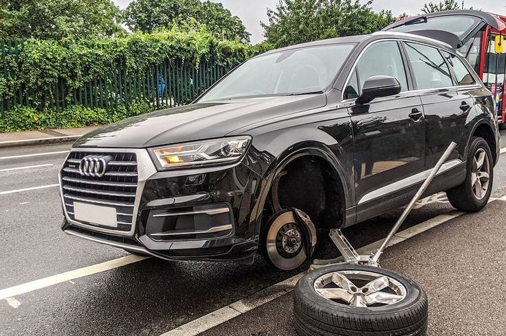 mobile tyre repair in Karama