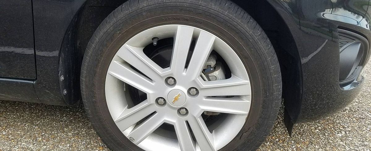 tyre keeps losing air
